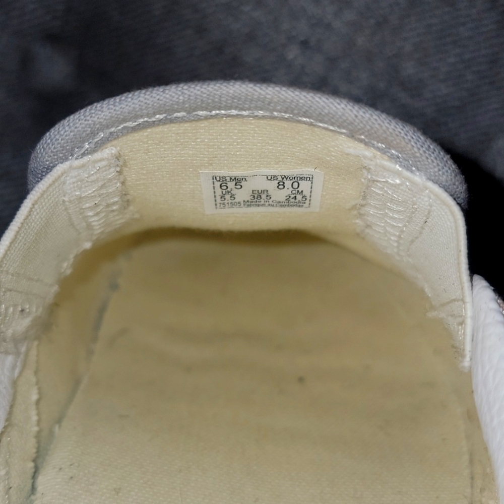 VANS - Picture 4 of 4